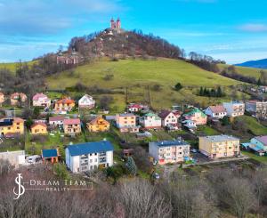 2-izbový zariadený byt s lodžiou, 70m2, Banská Štiavnica