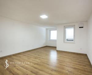 PRENÁJOM 2-izbový priestranný byt, 70m2, Banská Štiavnica