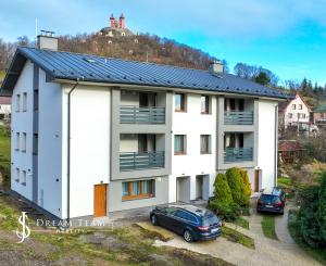 PRENÁJOM 2-izbový priestranný byt, 70m2, Banská Štiavnica