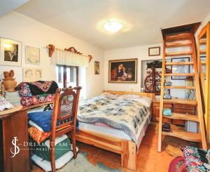 Romantická zrekonštruovaná a zariadená chalupa Malá Lehota