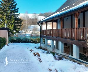 Zrekonštruovaný rodinný dom s terasou v obci Svätý Anton