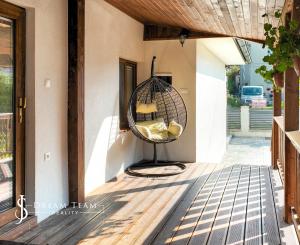 Zrekonštruovaný rodinný dom s terasou v obci Svätý Anton