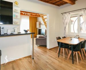 Zrekonštruovaný rodinný dom s terasou v obci Svätý Anton