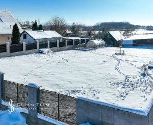 Zabehnutá menšia farma s pozemkom 3800m2 Želiezovce