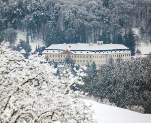 Zabehnutý penzión v obci Svätý Anton, okr. Banská Štiavnica