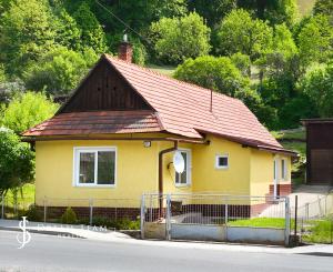 Obývateľný vidiecky dom, chalupa s pozemkom 500m2 Svätý Anton