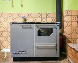 Obývateľný vidiecky dom, chalupa s pozemkom 500m2 Svätý Anton