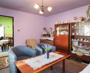 Obývateľný vidiecky dom, chalupa s pozemkom 500m2 Svätý Anton