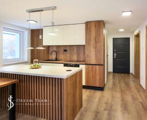 PRENÁJOM 2-izbový priestranný byt, 70m2, Banská Štiavnica