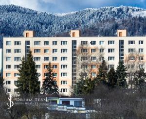 4 izbový byt v pôvodnom stave, 83m2, Banská Štiavnica