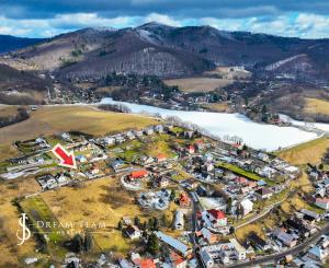 Stavebný pozemok pre rekreačnú chatu 200m od jazera Banský Studenec