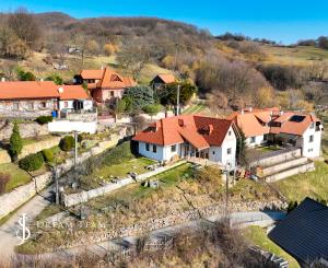 Rodinný dom/Chalupa s nádhernými výhľadmi, Banská Belá