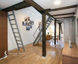 Zariadený 70m2 byt v centre mesta Banská Štiavnica