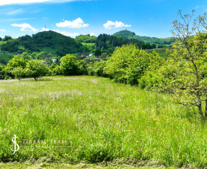 Rovinatý, slnečný pozemok s možnosťou stavby, Banská Belá