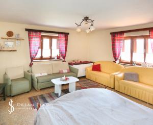 Obývateľný vidiecky dom - chalupa, Orovnica, okr.Žarnovica