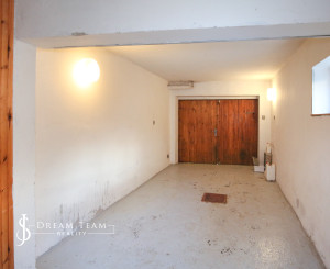 5-izbový rodinný dom s pozemkom 1000m2, Kremnica - Centrum