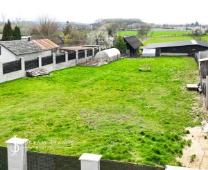 Zabehnutá menšia farma s pozemkom 3800m2 Želiezovce