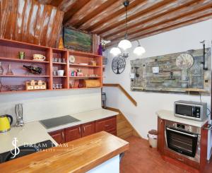 Rodinný dom na Ružovej v centre mesta Banská Štiavnica