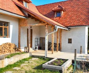 Rodinný dom / Chalupa s nádhernými výhľadmi, Banská Belá