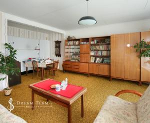 5-izbový rodinný dom s pozemkom 1000m2, Kremnica - Centrum