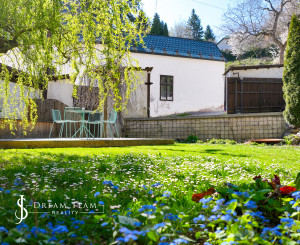 Historický rodinný dom so záhradou a parkovaním, Banská Štiavnica