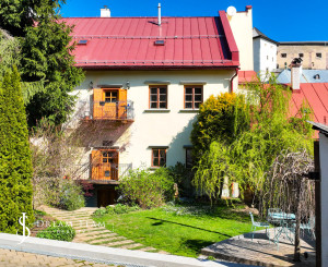 Historický rodinný dom so záhradou a parkovaním, Banská Štiavnica