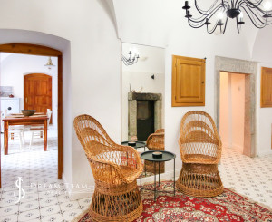 Historický rodinný dom so záhradou a parkovaním, Banská Štiavnica