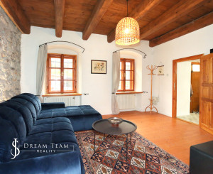 Historický rodinný dom so záhradou a parkovaním, Banská Štiavnica