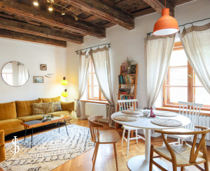 Historický rodinný dom so záhradou a parkovaním, Banská Štiavnica