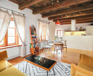 Historický rodinný dom so záhradou a parkovaním, Banská Štiavnica