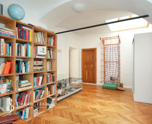 Historický rodinný dom so záhradou a parkovaním, Banská Štiavnica