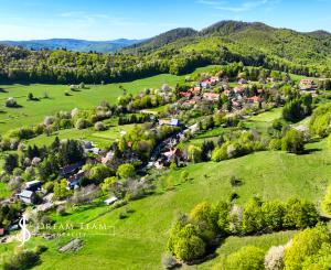 Krásny pozemok pre výstavbu chaty - chalupy 1281m2, Uhliská