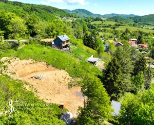 Stavebný pozemok s projektom pri jazere, Banská Štiavnica