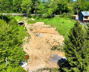 Stavebný pozemok s projektom pri jazere, Banská Štiavnica