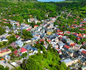 Slnečný, rekreačný pozemok 1180m2, Banská Štiavnica