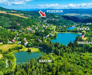 Slnečný pozemok 1381m2 s možnosťou stavby, Štiavnické Bane