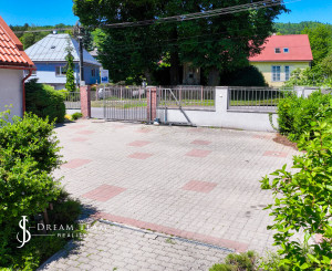 Rodinný dom s 5 bytovými jednotkami, záhradou 1600m2 a parkovaním