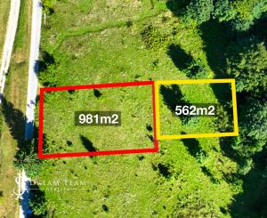 Pozemok s možnosťou stavby o veľkosti 981m2, Baláže