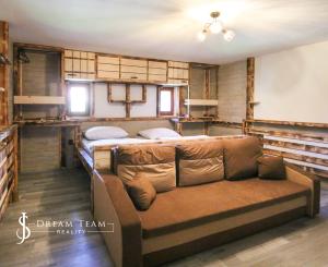 Apartmánový dom s 3-mi bytovými jednotkami, Počúvadlo
