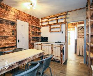 Apartmánový dom s 3-mi bytovými jednotkami, Počúvadlo