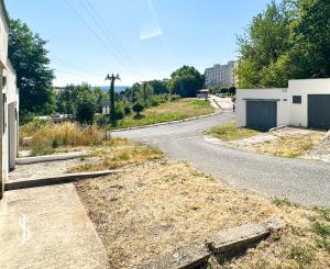 Prenájom garáže s elektrinou, Banská Štiavnica
