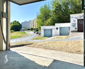 Prenájom garáže s elektrinou, Banská Štiavnica