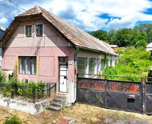 Vidiecky rodinný dom s pozemkom 950m2 Hontianske Nemce