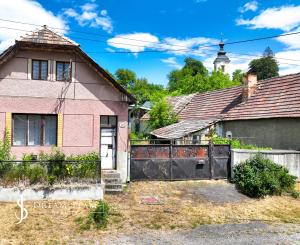 Vidiecky rodinný dom s pozemkom 950m2 Hontianske Nemce
