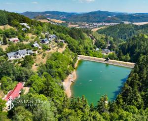 Výnimočný apartmánový areál nad tajchom Klinger, Banská Štiavnica
