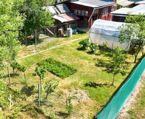 Rodinný dom so záhradou 320m2, 4 izby + Garáž, Svätý Anton