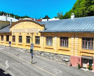 Kompletne zrekonštruovaný byt, centrum B. Štiavnica