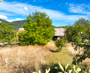 Slnečný pozemok s možnosťou stavby 840m² – Voznica