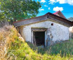 Slnečný pozemok s možnosťou stavby 840m² – Voznica