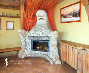 Penzión - Rodinné sídlo s pozemkom 8 753m2, Dudince